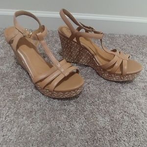 Clark's artisan wedges